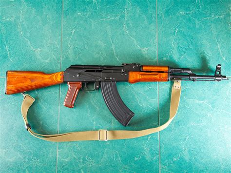 AK47 .